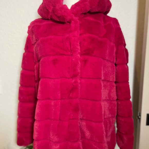 Apparis Faux Fur Hooded Jacket Pink Magenta Plush - Picture 2 of 7